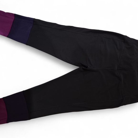 Nike Women's Black and Purple Capris - Picture 2 of 4